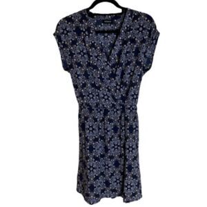 KOOKAI Robe Courte Wm’s Sz 8 (40) Blue Floral Faux Wrap Lined Midi Dress